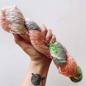 Blushing Lassie - Hand dyed - sock weight yarn - 100g/350m - Kid Silk Fluff