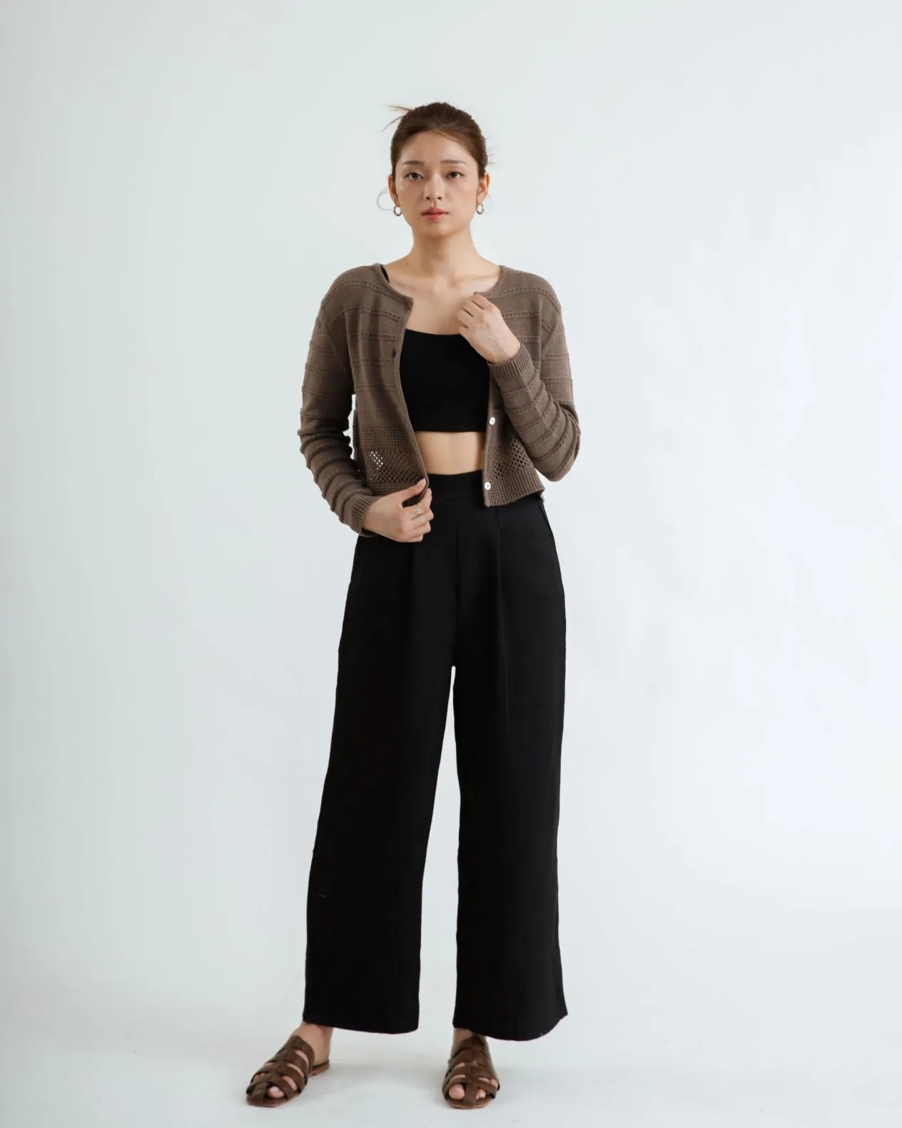 Elastic Waist Pleated Straight Cut Trousers (Black)