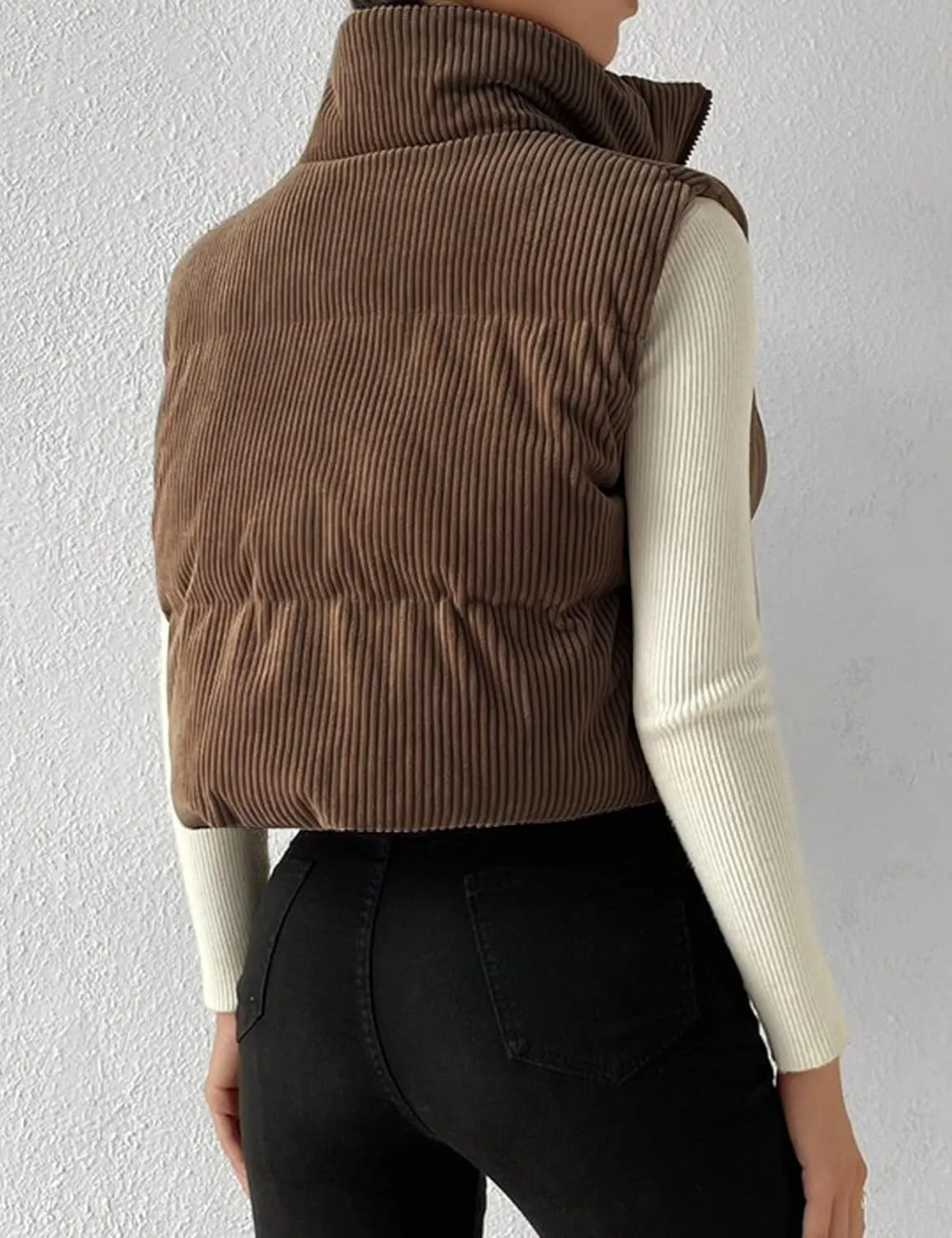 Gihuo Women's Corduroy Puffer Vest Cropped Stand Collar Zip Up Vest Quilted Sleeveless Jackets Gilet