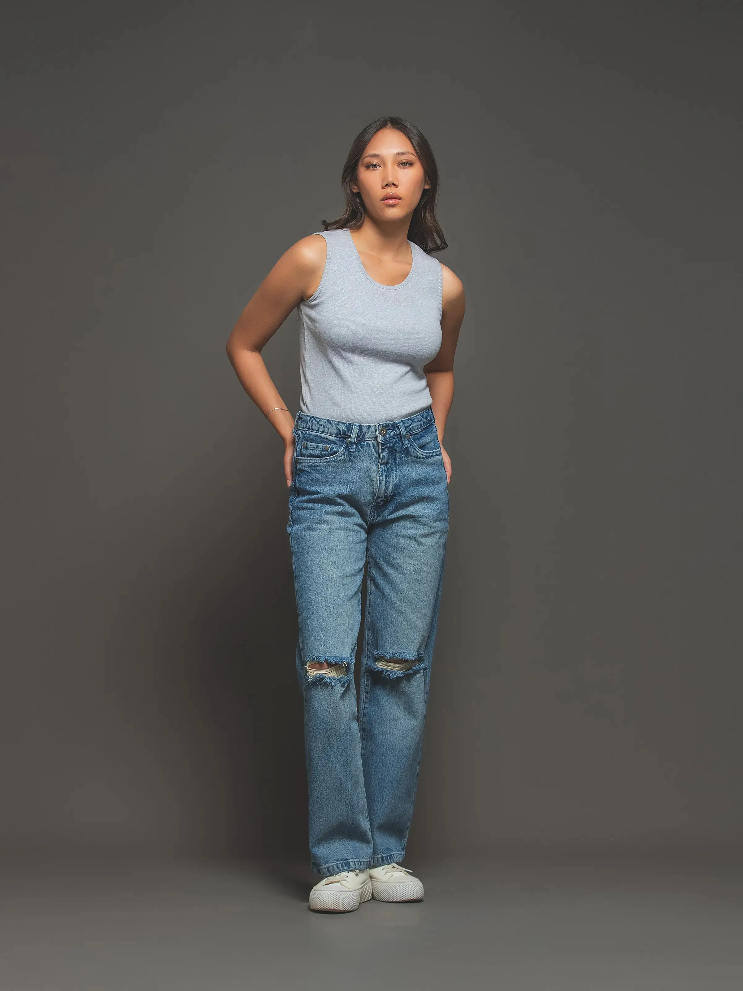 Relaxed Fit Ripped Denim - FWBDP24-007
