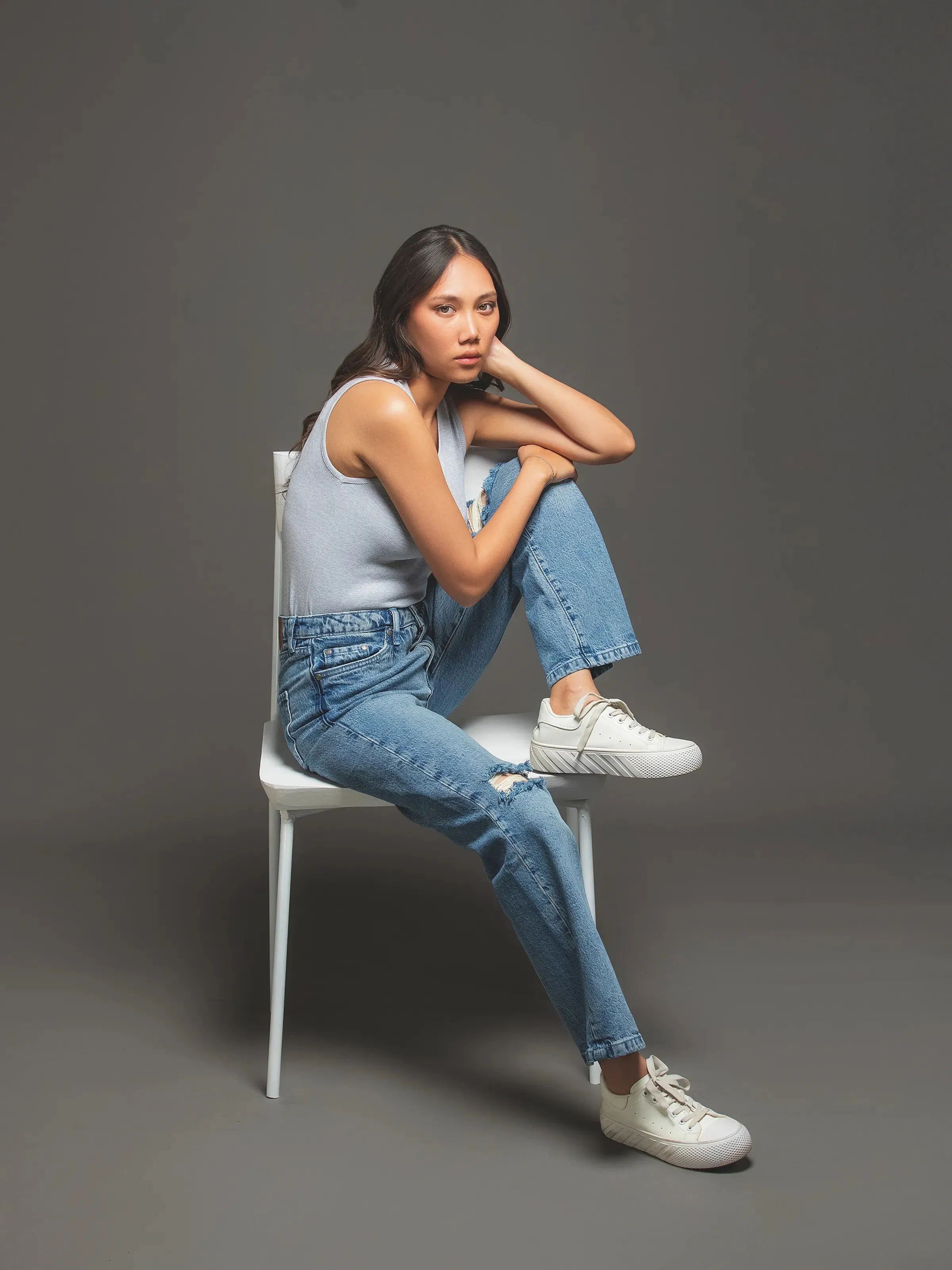 Relaxed Fit Ripped Denim - FWBDP24-007