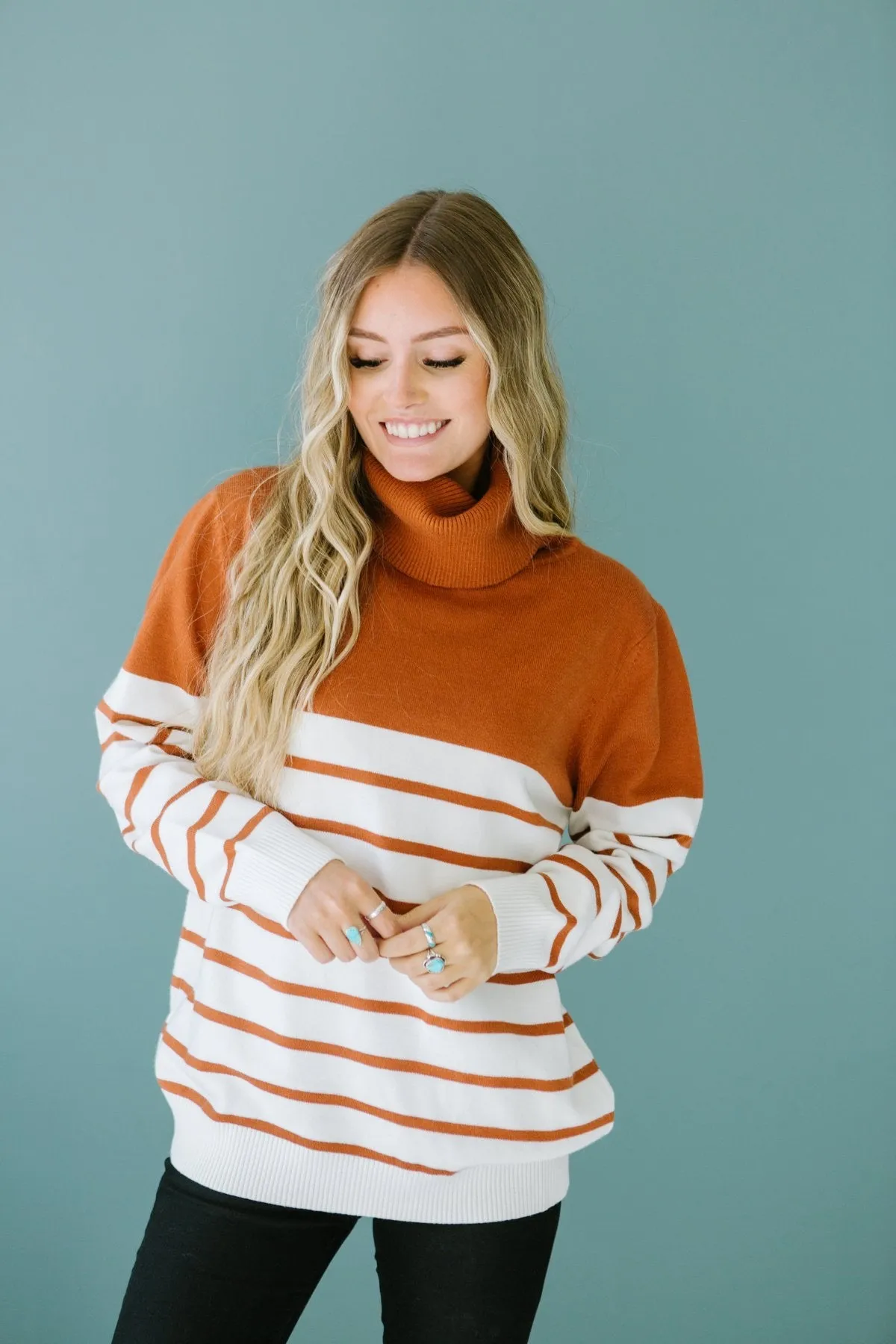 Striped Contrast Turtleneck