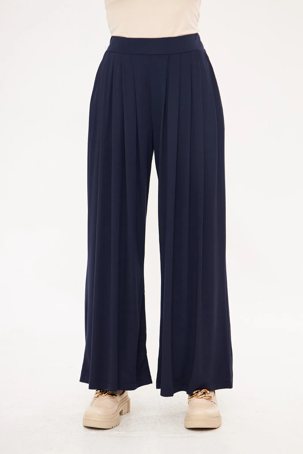 Wide Leg Relaxed Fit Pleated Trousers